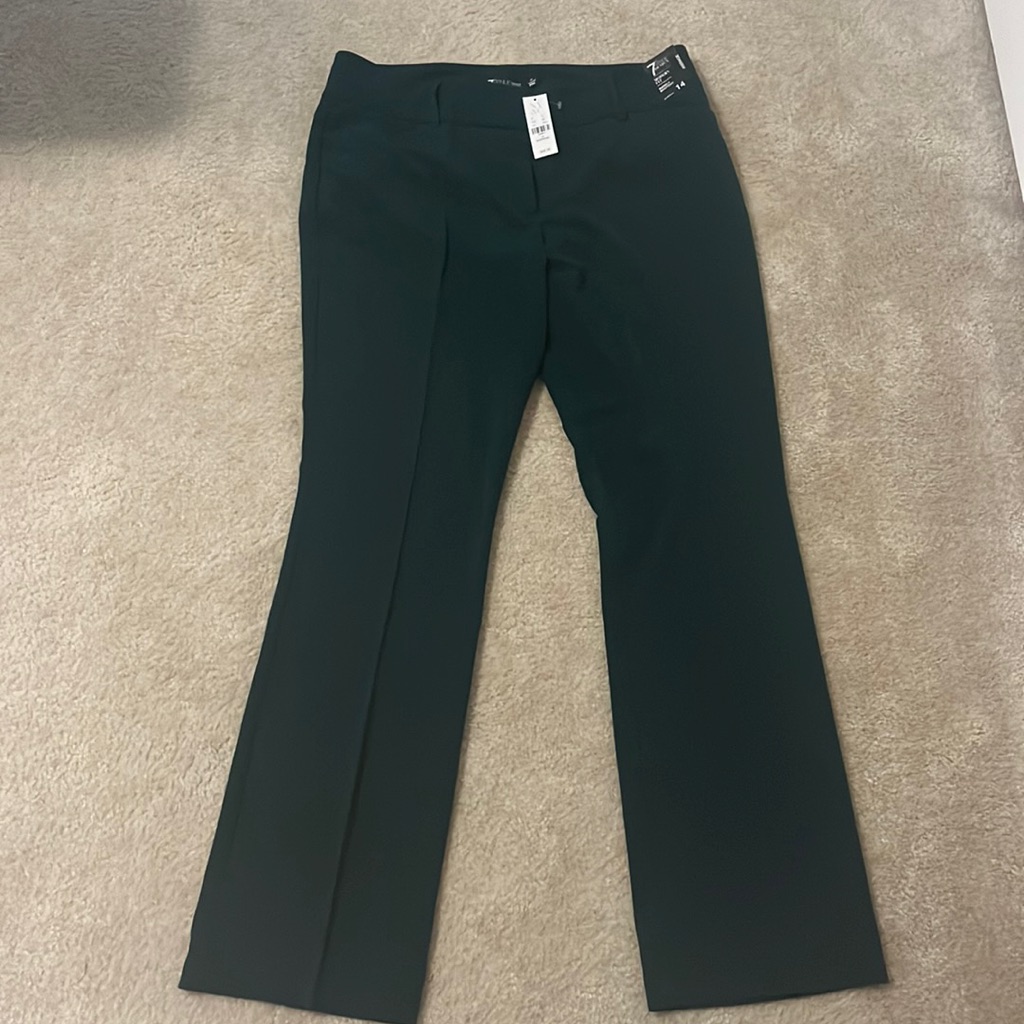 Dress Pants; Modern Fit; Barely Bootcut